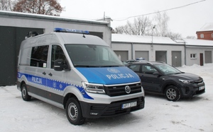 Nowe radiowozy Volkswagen Crafter oraz KIA