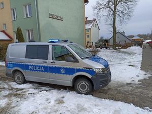 Radiowóz policyjny na miejscu znalezienia Panzerfausta