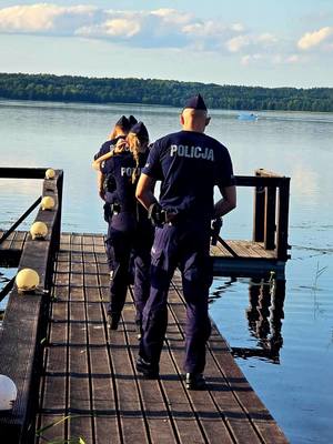 wspólna służba policjantów ze słuchaczami Akademii Policji w Szczytnie