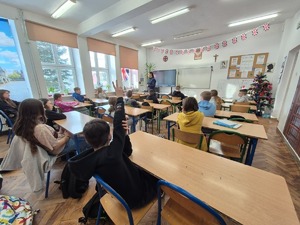 Policjanci na spotkaniu z dziećmi