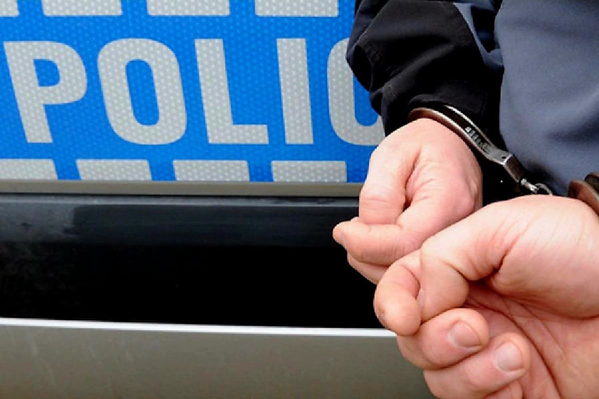 Kętrzyn: 41-latek zatrzymany i przekazany do zakładu karnego